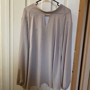 Long sleeve tie back top